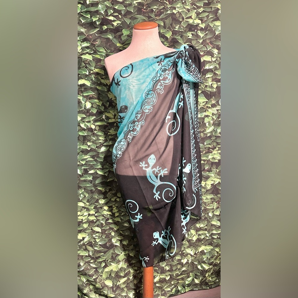 Caribbean Lizard Beach Scarf Wrap For Swim Suits